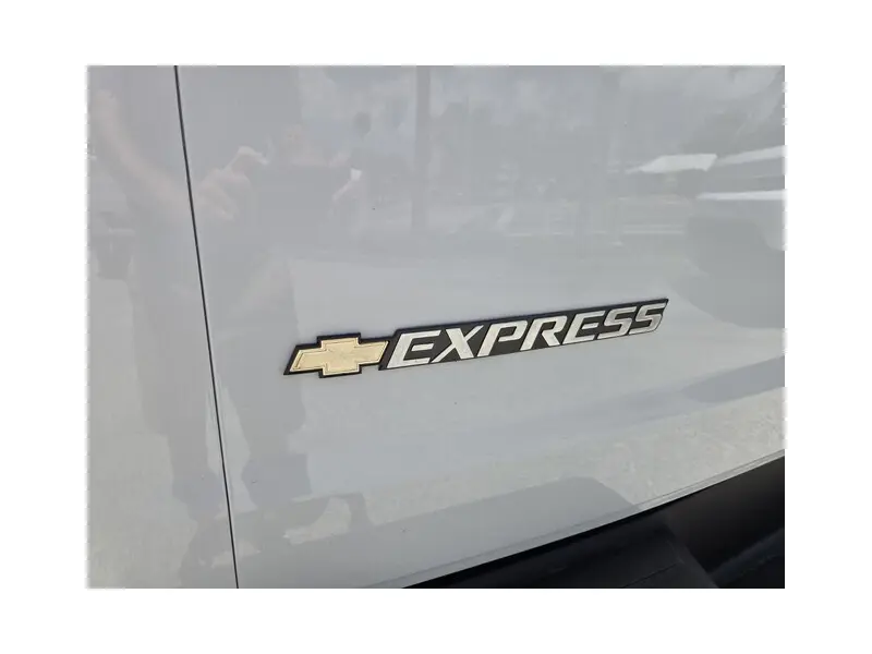 2025 CHEVROLET EXPRESS