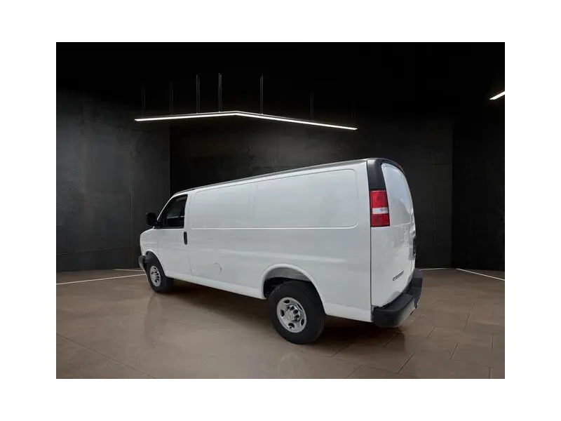 2026 CHEVROLET EXPRESS