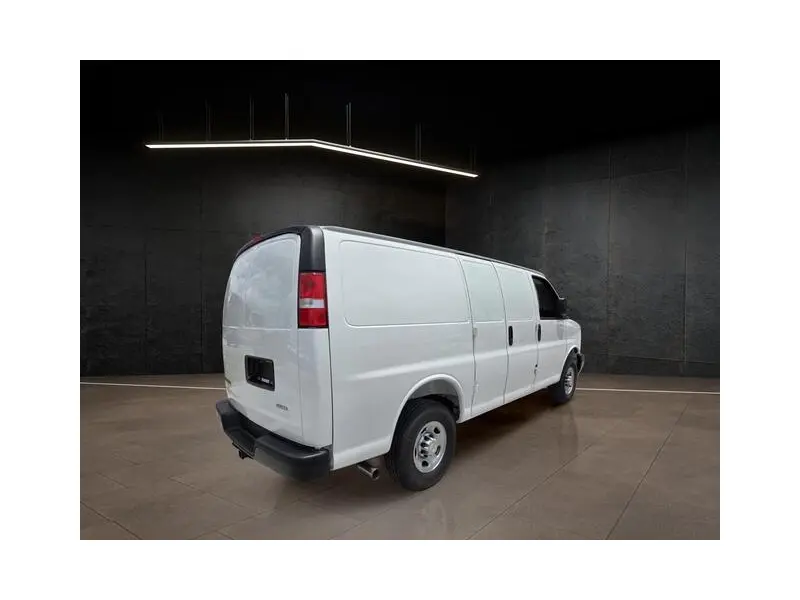 2026 CHEVROLET EXPRESS