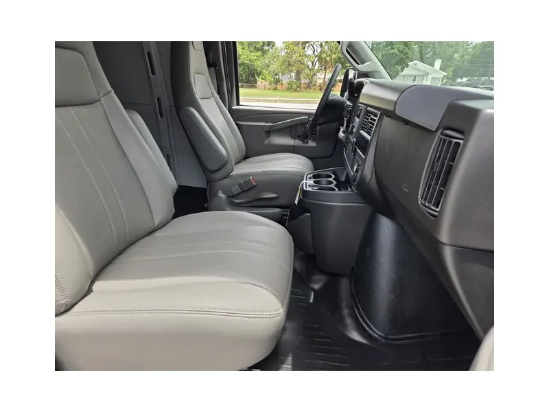 2026 CHEVROLET EXPRESS