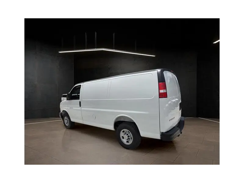 2026 CHEVROLET EXPRESS