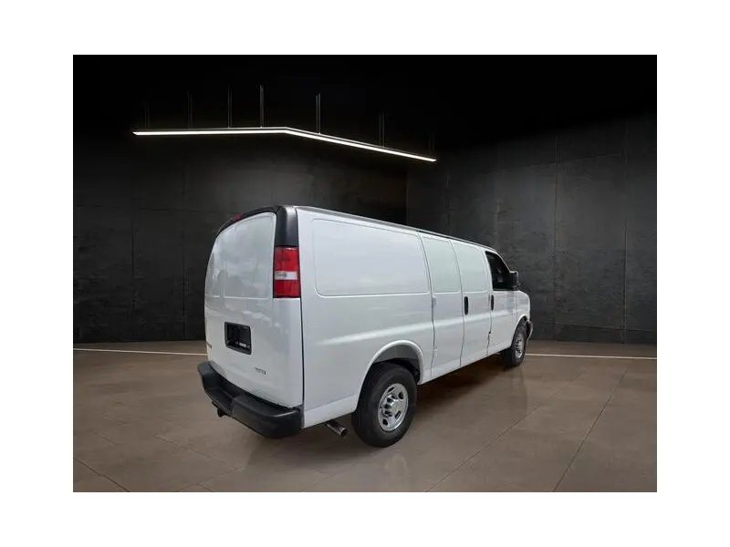 2026 CHEVROLET EXPRESS