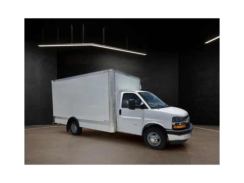 2025 CHEVROLET EXPRESS