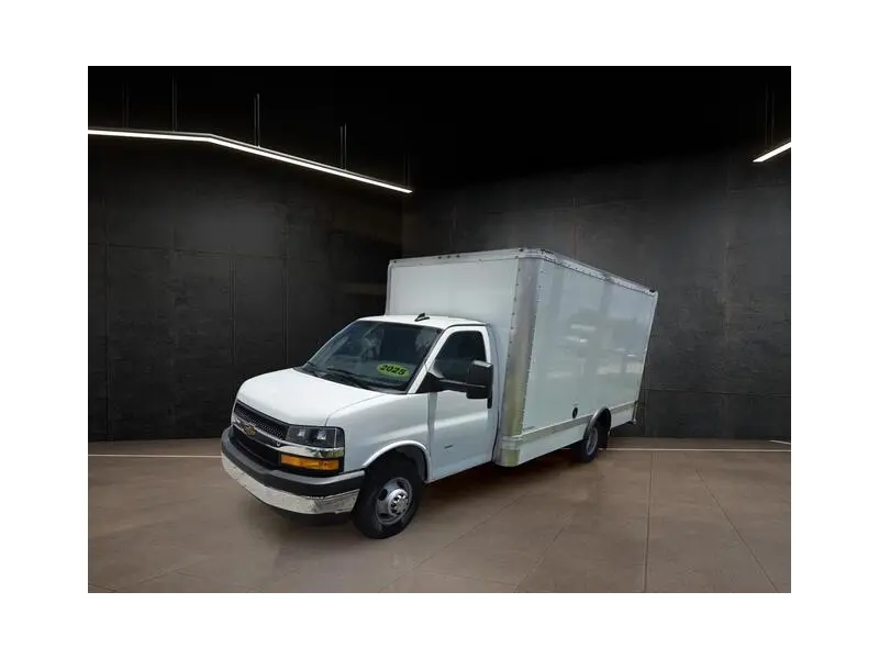 2025 CHEVROLET EXPRESS