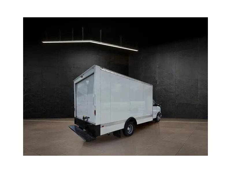 2025 CHEVROLET EXPRESS
