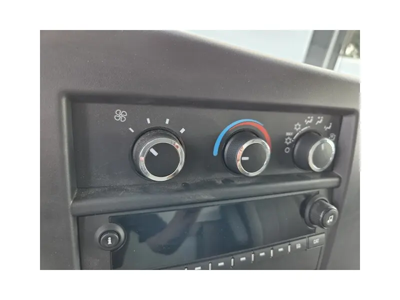 2025 CHEVROLET EXPRESS
