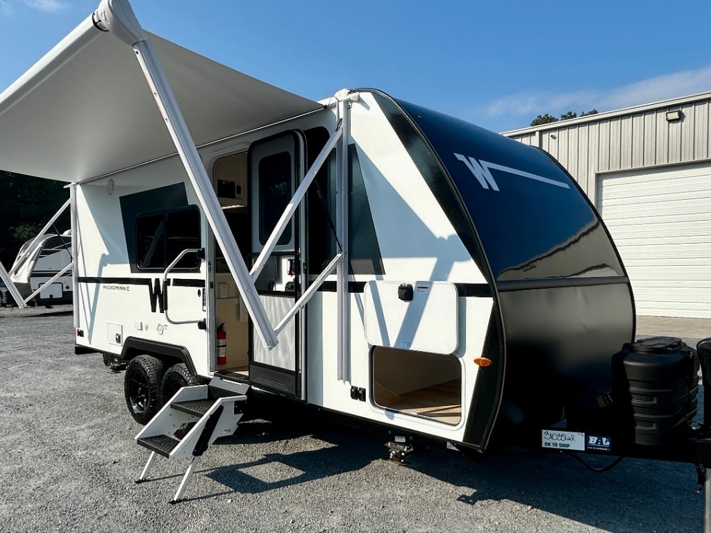 2026 Winnebago Micro Minnie 2108FBS in ravenel SC