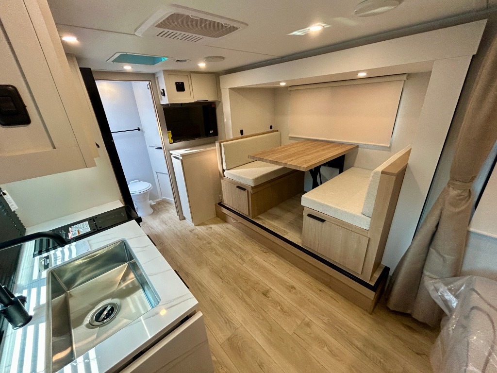2026 Winnebago Micro Minnie 2108FBS in ravenel SC