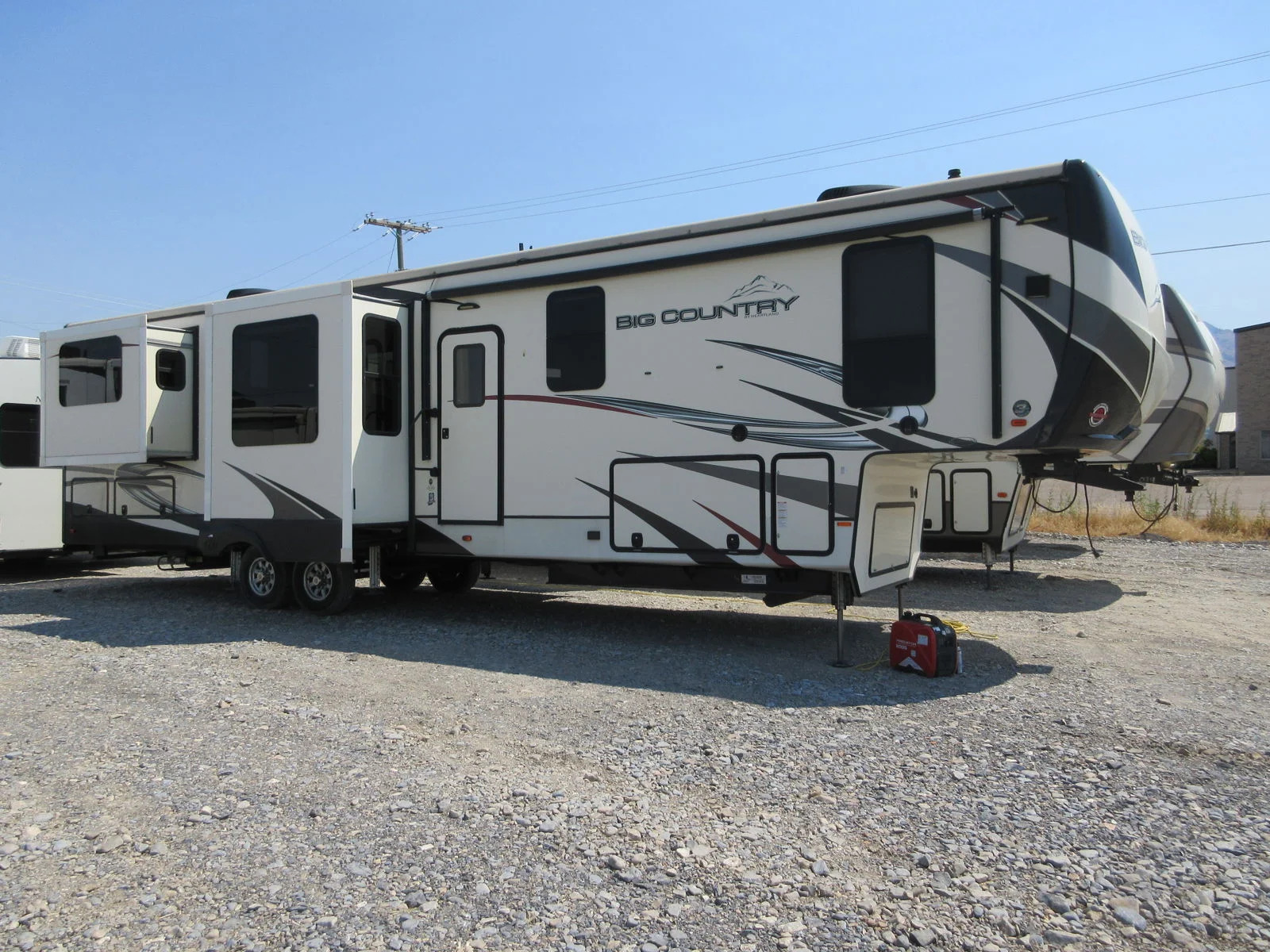 2019 Heartland Big Country 4011 ERD in north logan UT