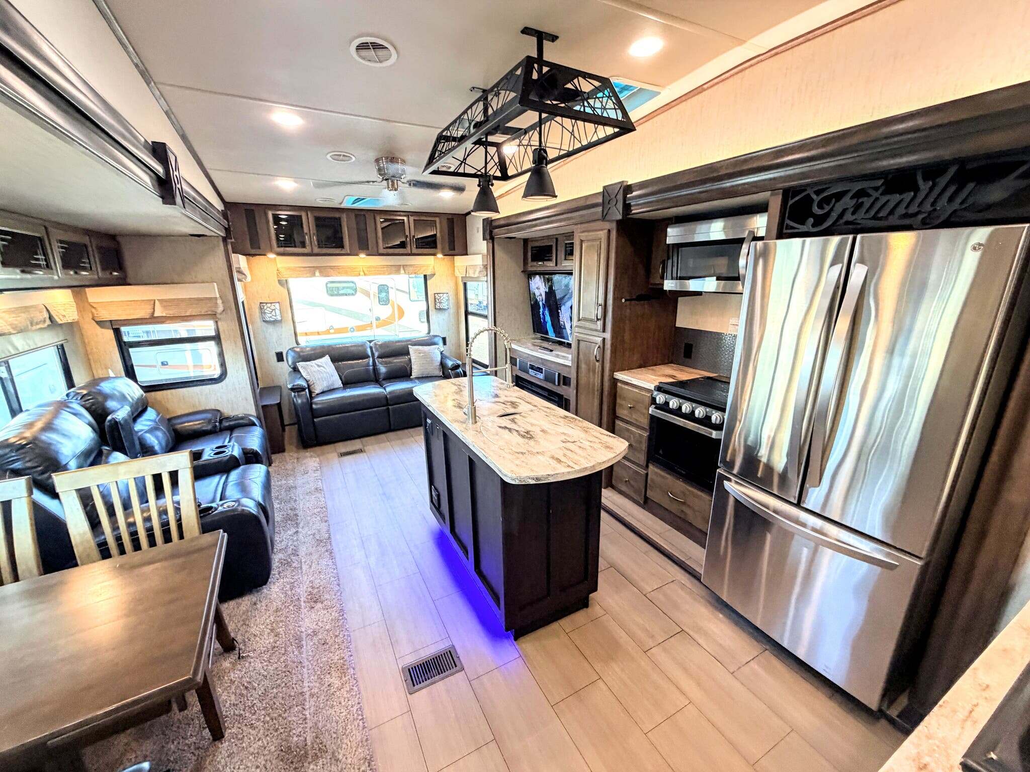 2019 Forest River Sierra 357RE in mesa AZ