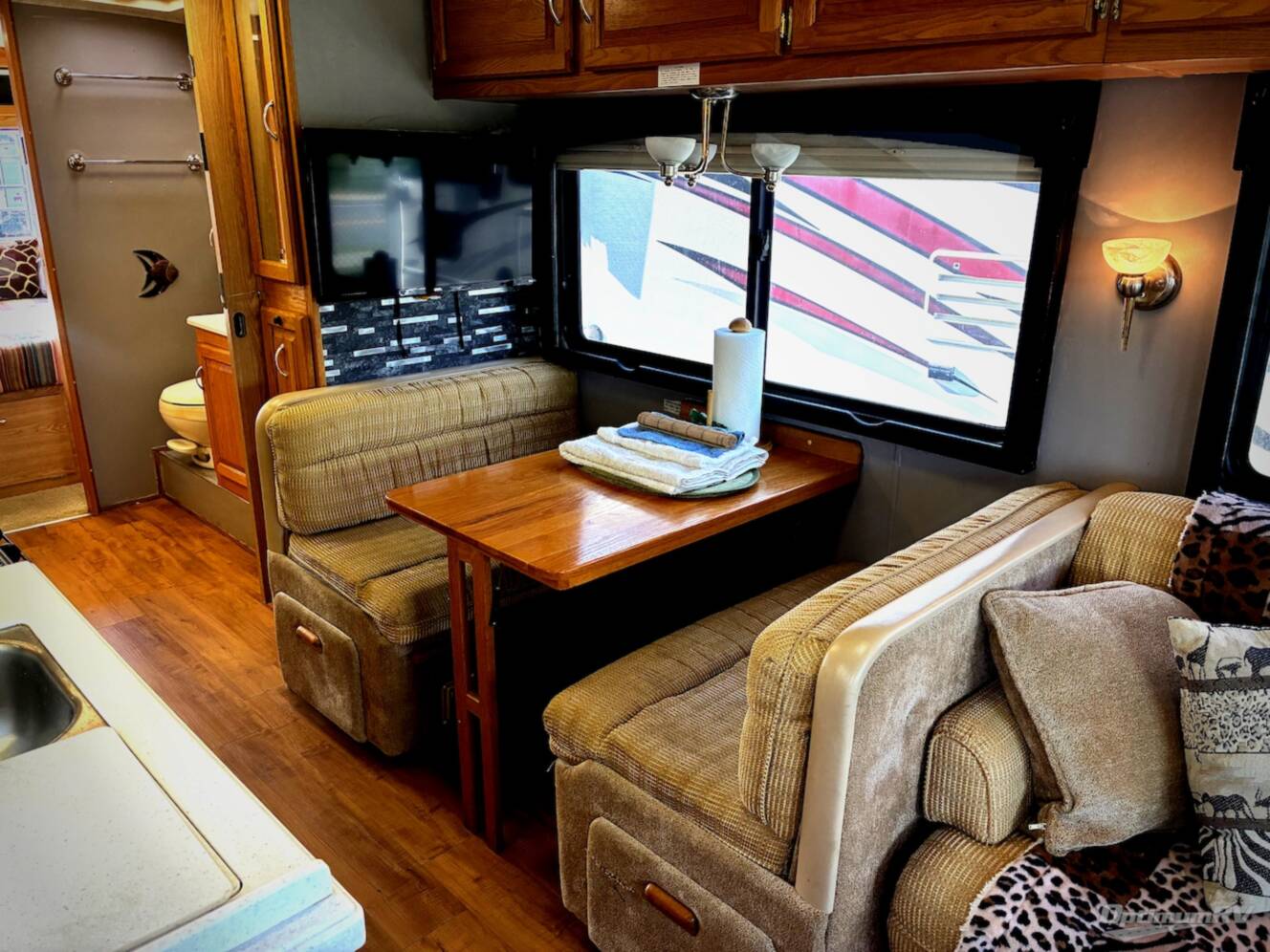 A photo of this 2004 Airstream Land Yacht 33