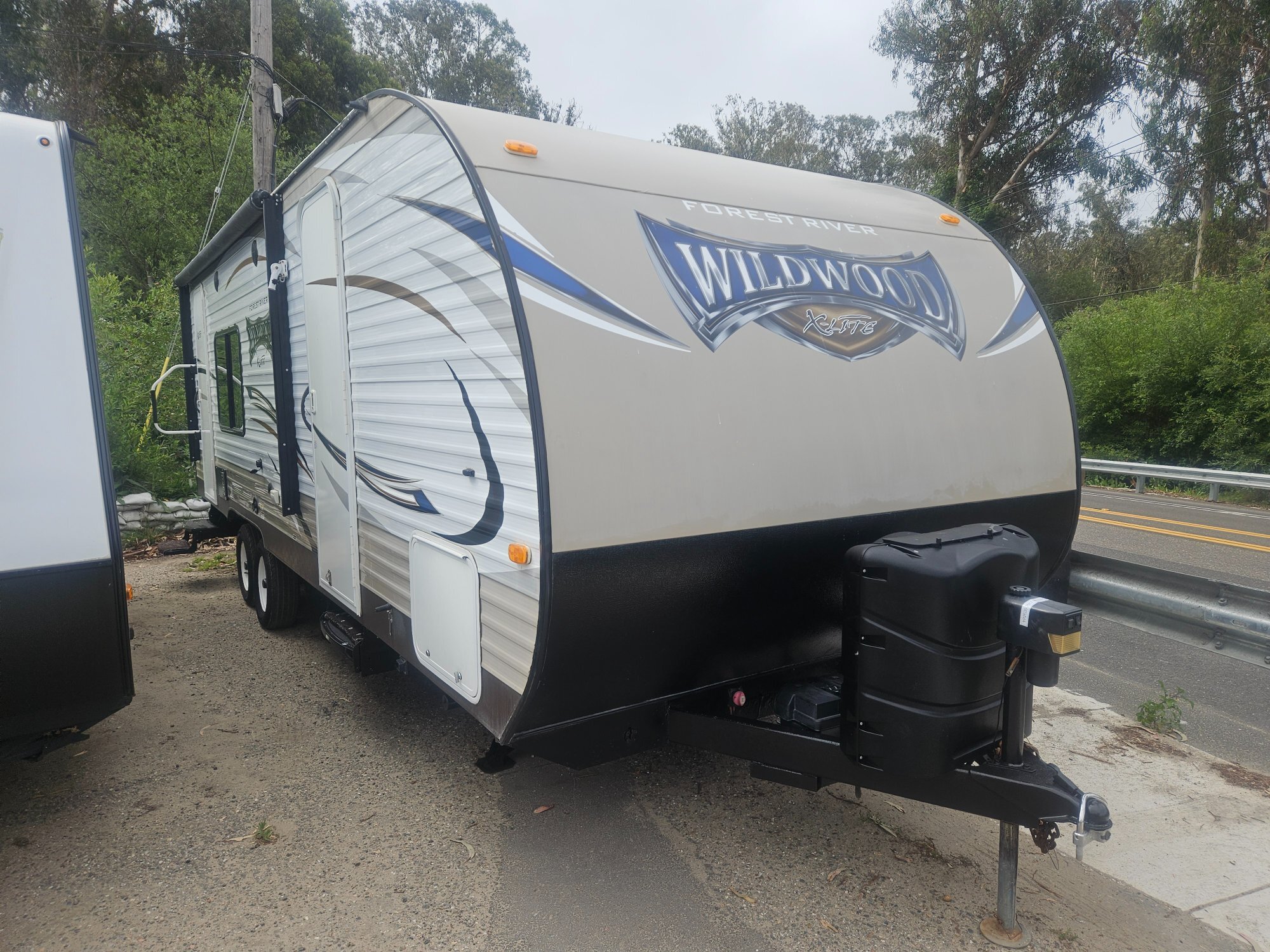 2017 Forest River Wildwood X-Lite 231RKXL in pismo beach CA