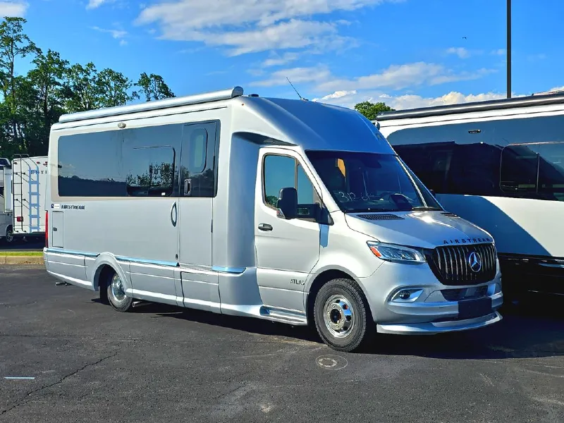 2026 Airstream Atlas MS Tommy Bahama