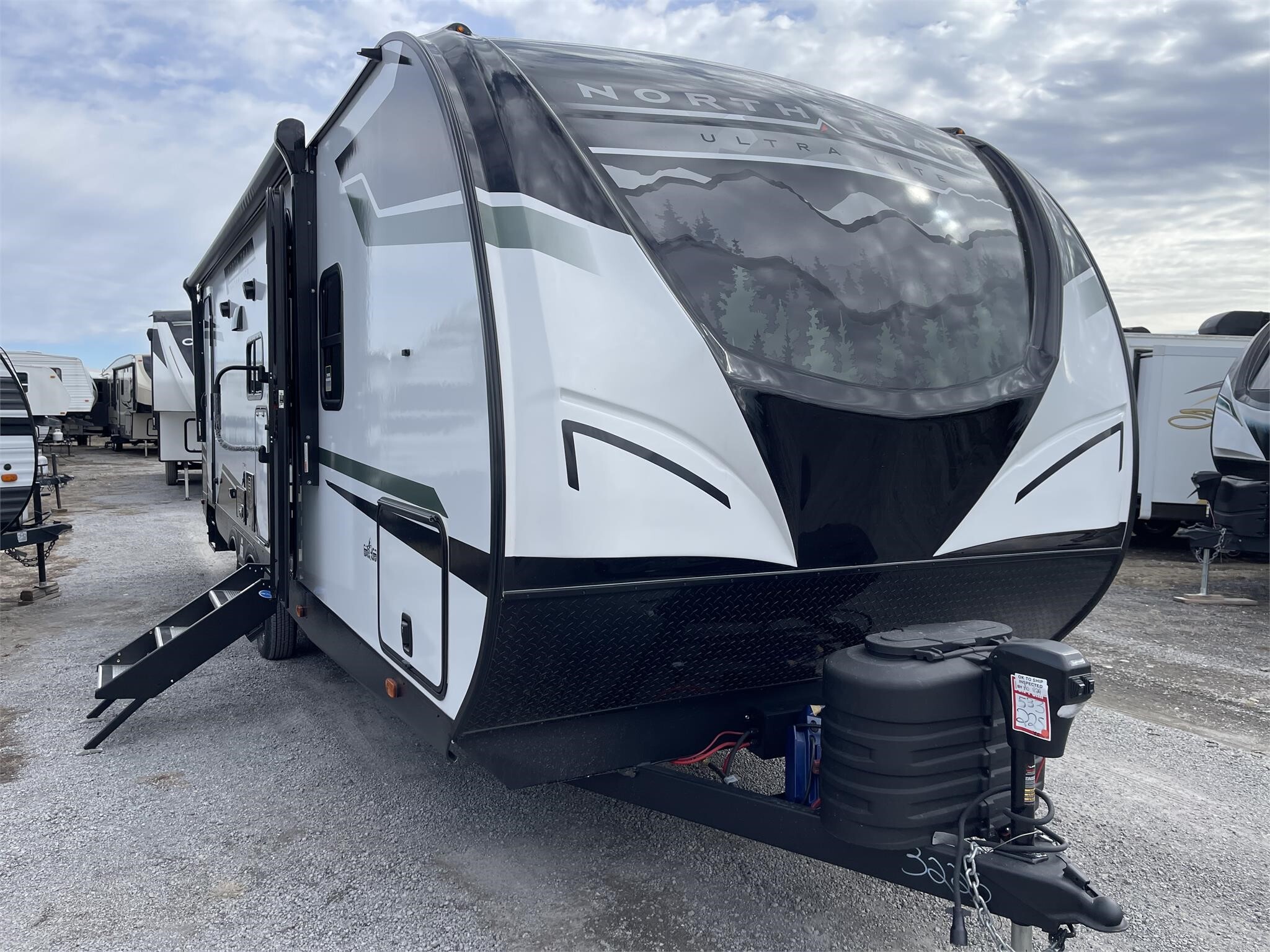 2024 Heartland NORTH TRAIL ULTRA LITE 27DBH in norfolk NE