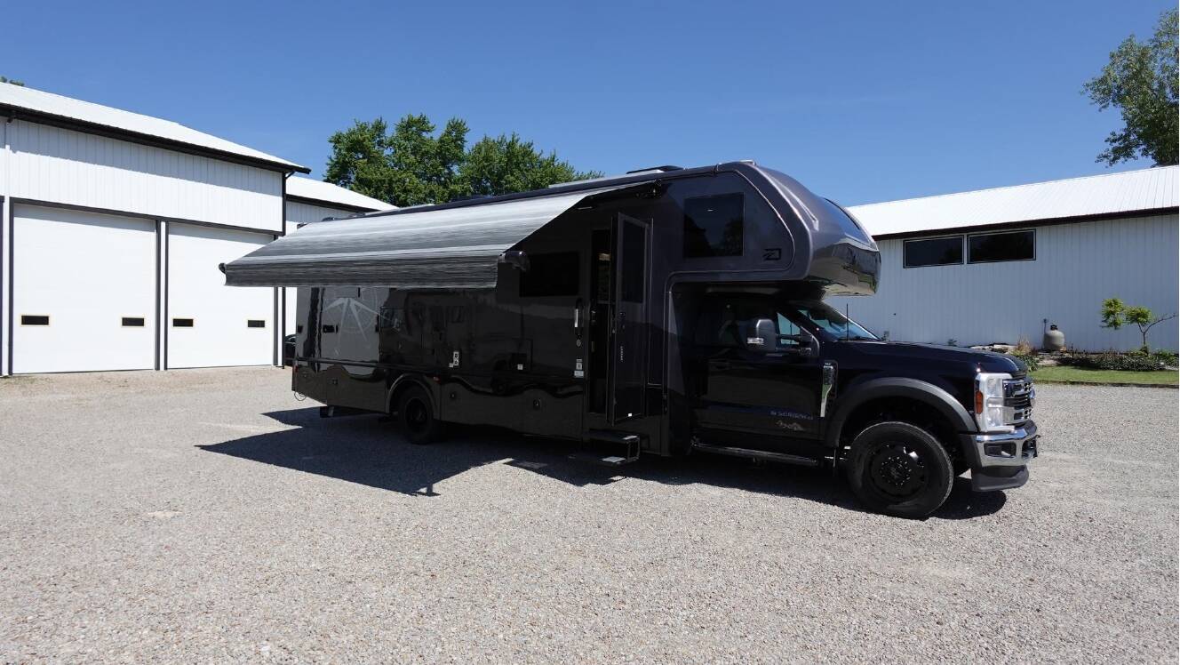 A photo of this 2027 Dynamax ISATA 6 30FW