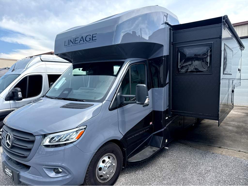 2025 Grand Design Lineage Series M 25FW in defuniak springs FL