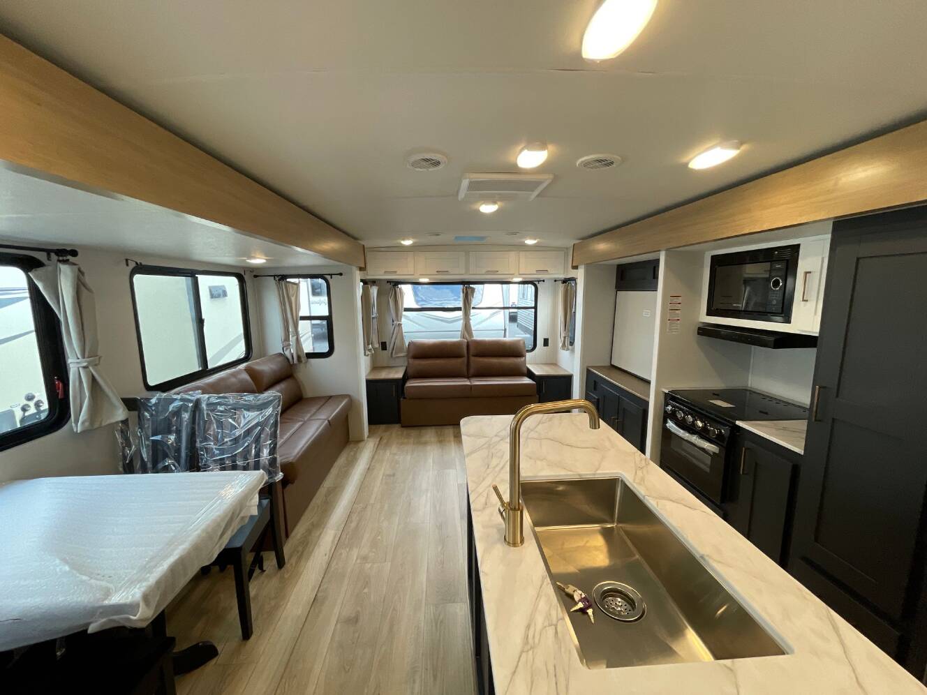 A photo of this 2024 Heartland MALLARD M335