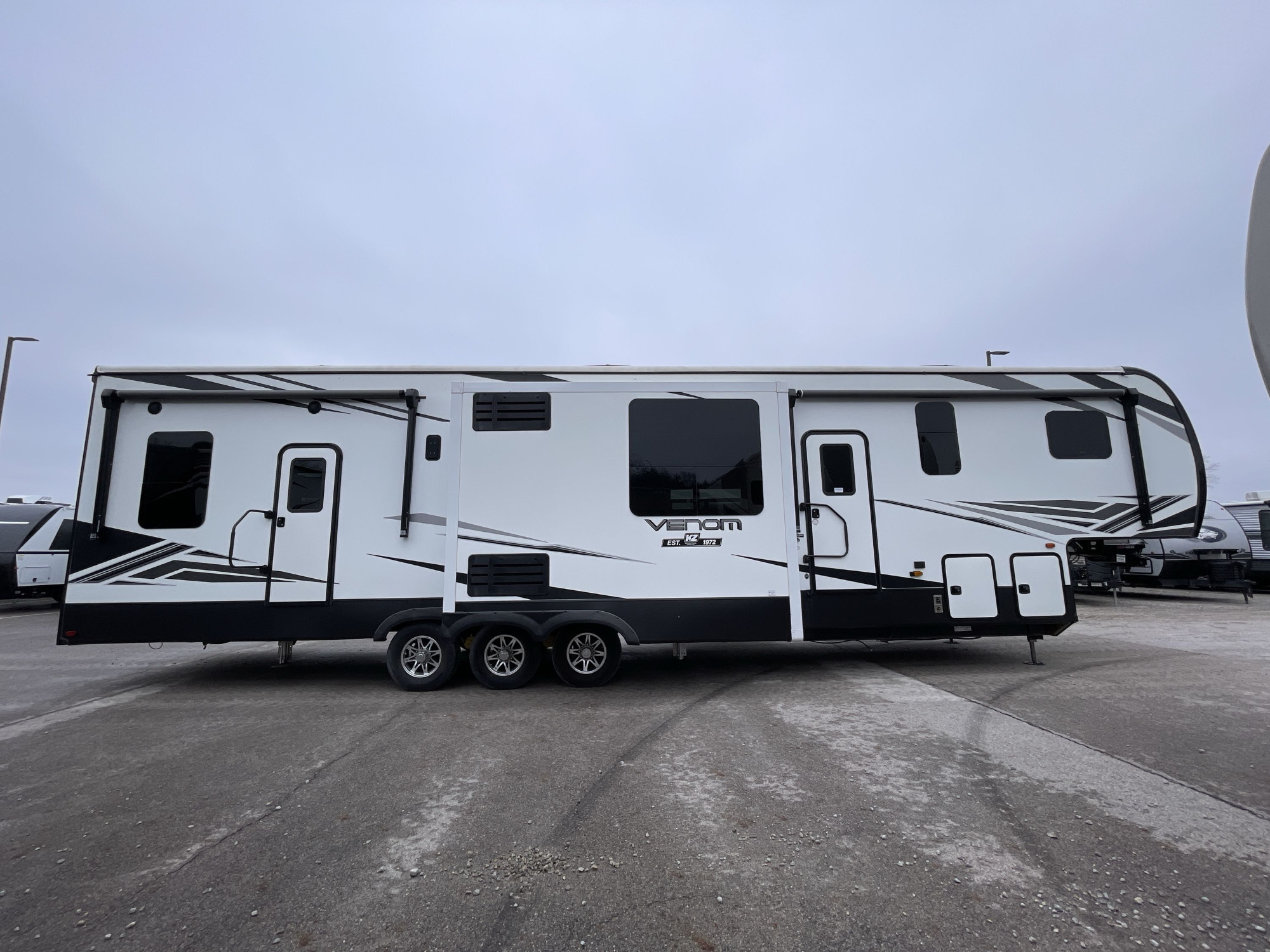 2022 K-Z Rv VENOM 4113TK V4113TK in huber heights OH