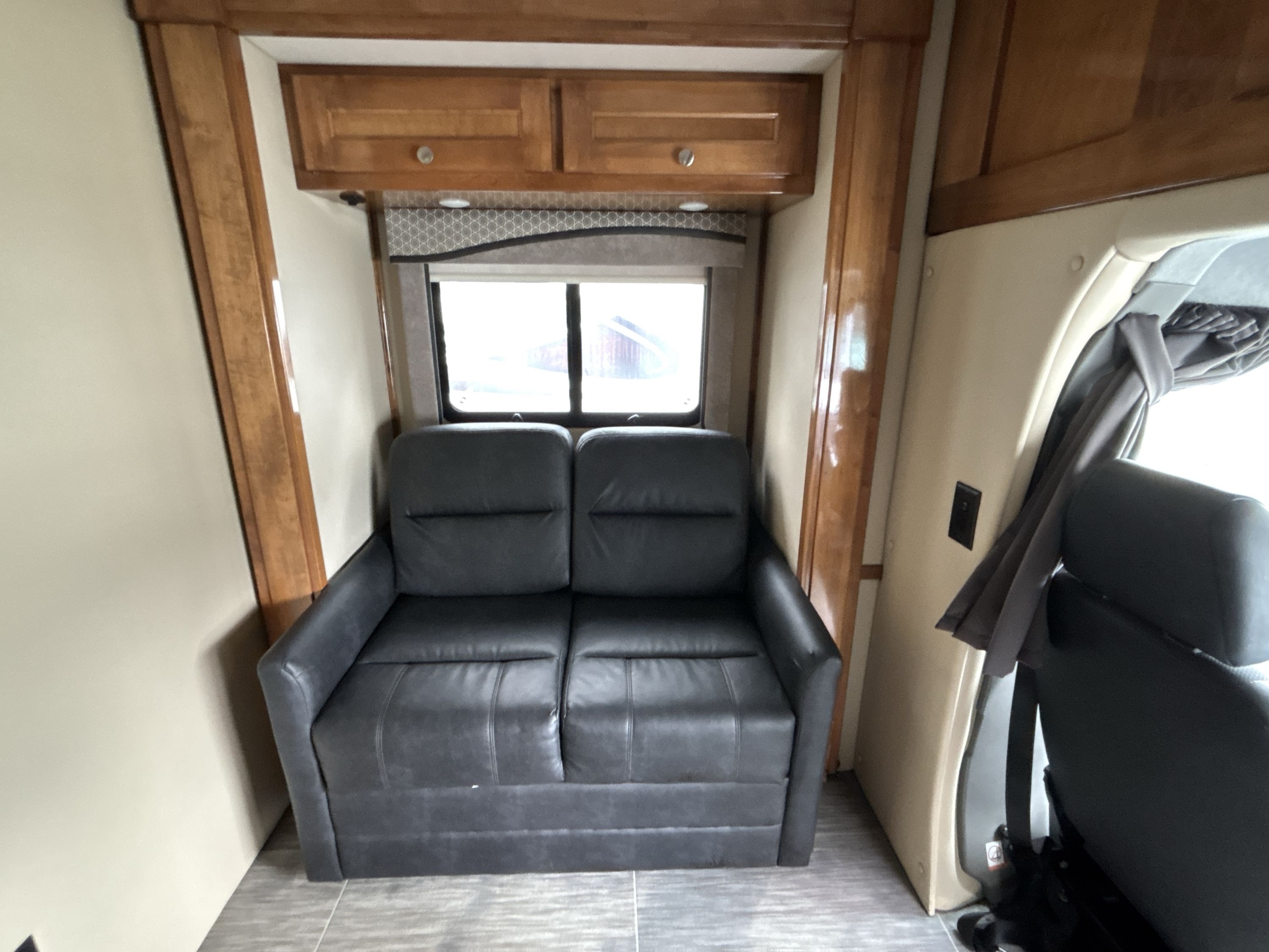 2018 Renegade Rv VIENNA 25VQRS in hope mills NC