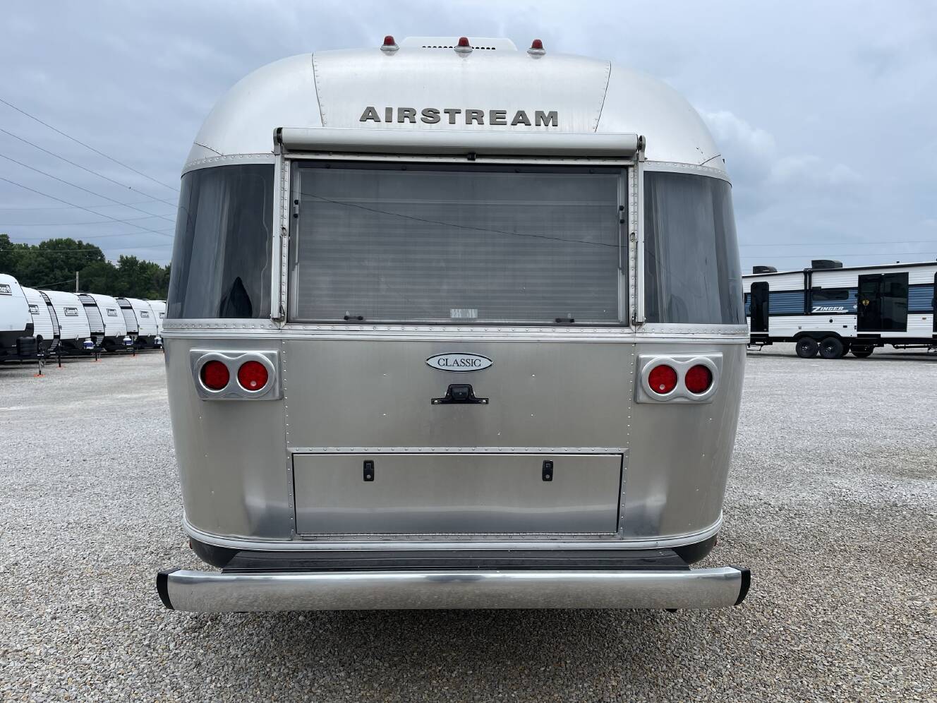 A photo of this 2016 Airstream CLASSIC 30