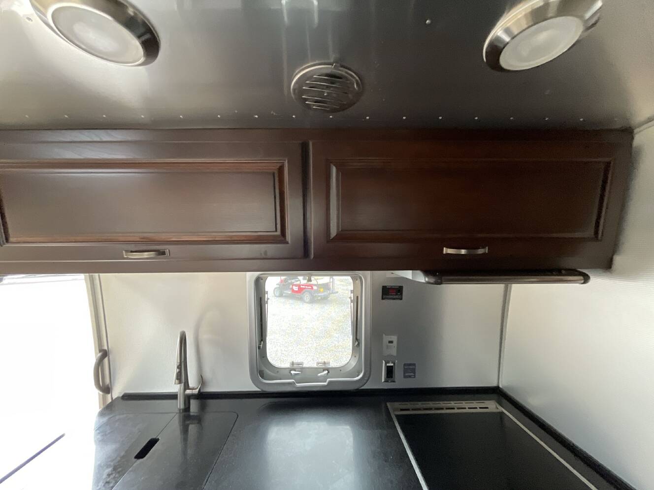 A photo of this 2016 Airstream CLASSIC 30