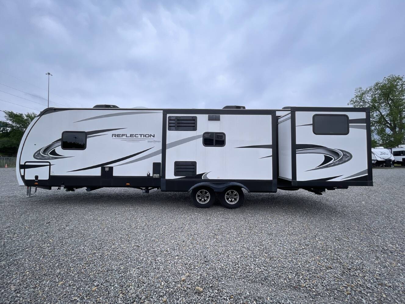 A photo of this 2021 Grand Design REFLECTION 312BHTS