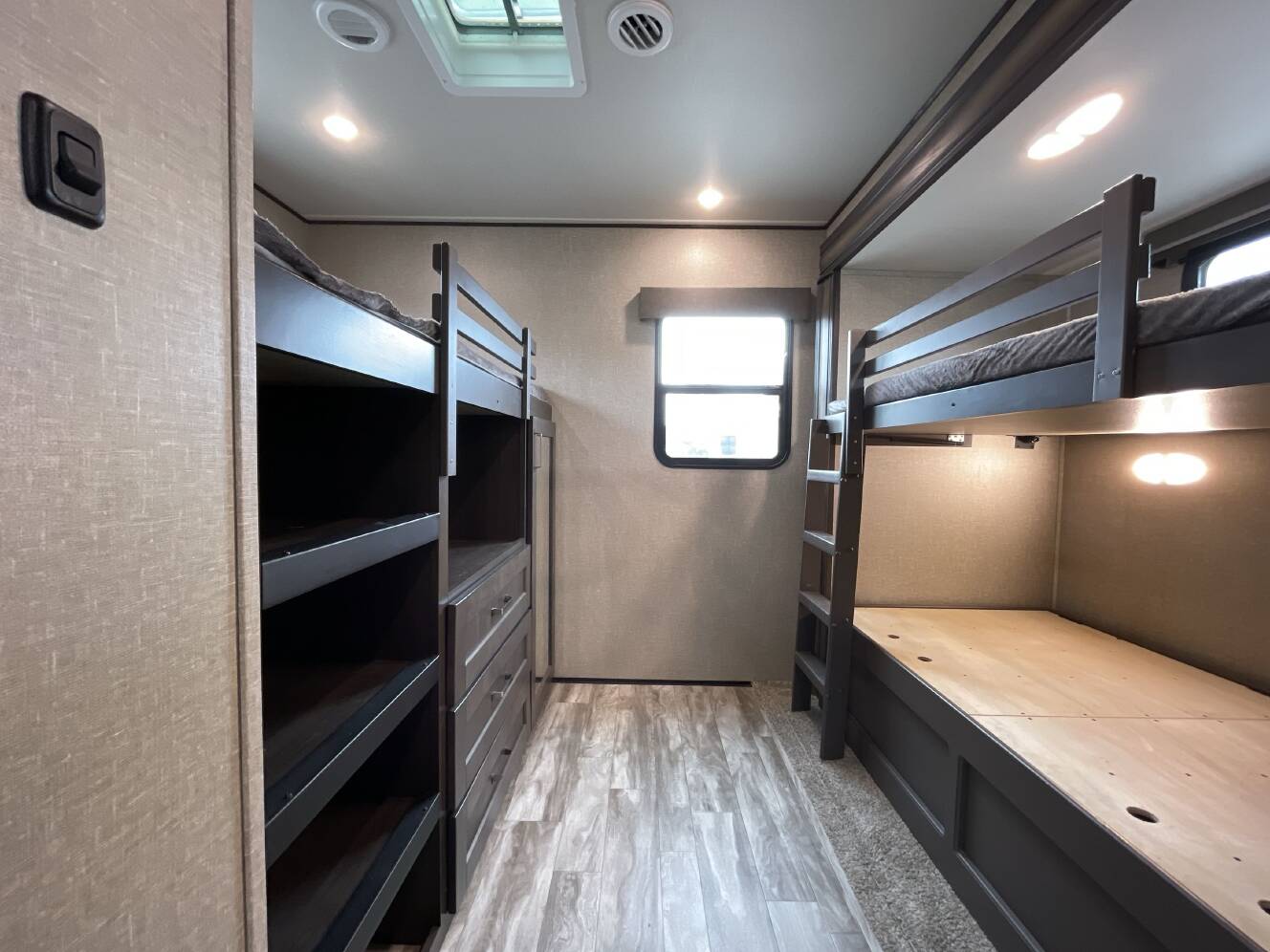 A photo of this 2021 Grand Design REFLECTION 312BHTS
