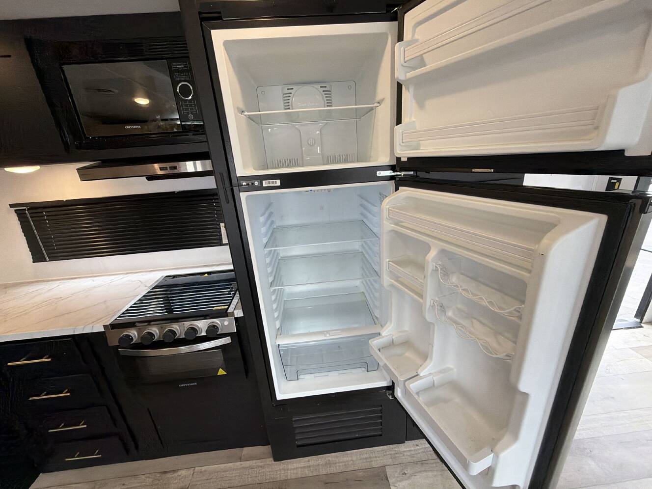 A photo of this 2023 Keystone SPRINGDALE 285TL