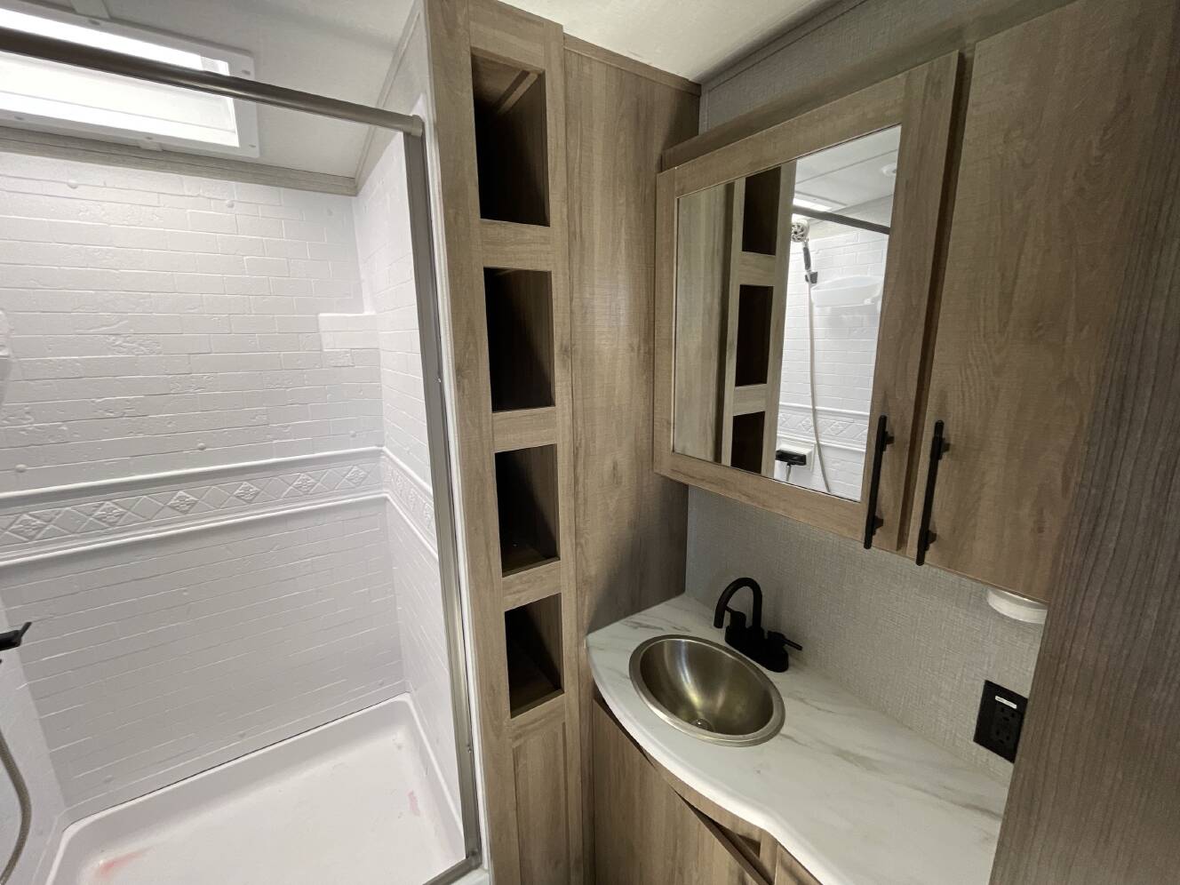 A photo of this 2023 Grand Design IMAGINE 2970RL