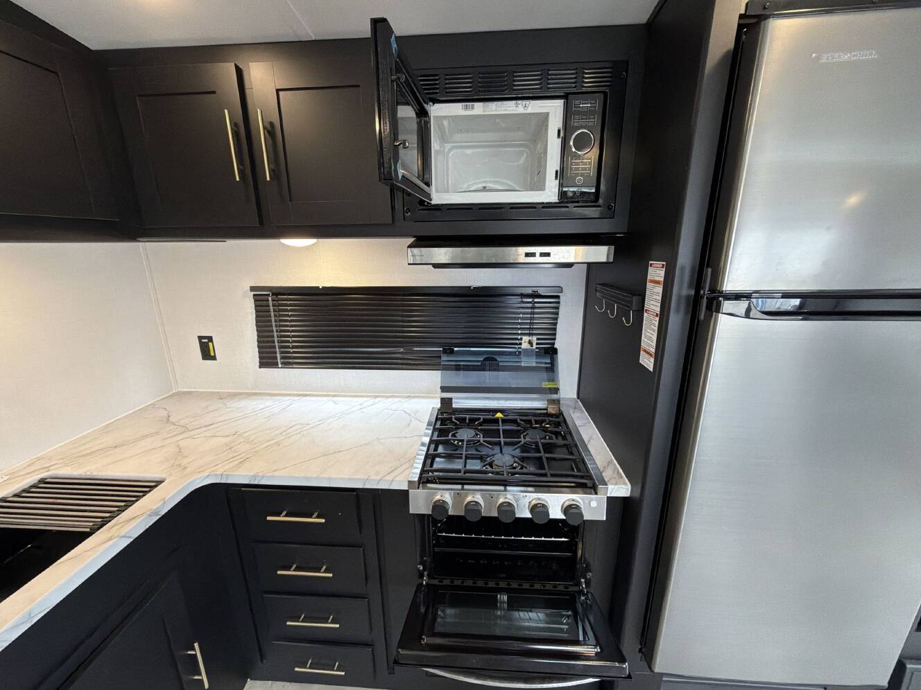 A photo of this 2023 Keystone SPRINGDALE 285TL