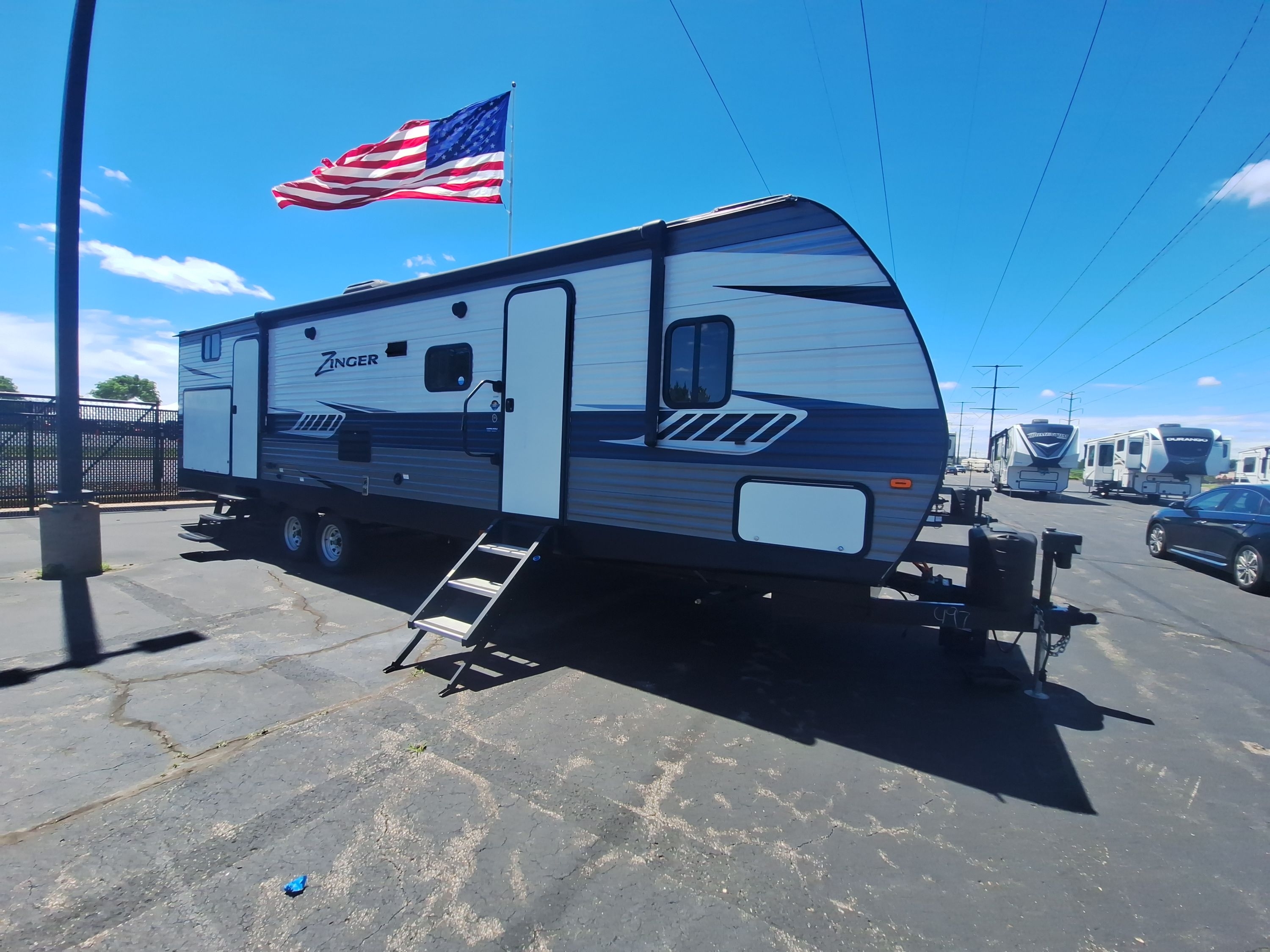 2019 Crossroads ZINGER 328SB in rothschild WI