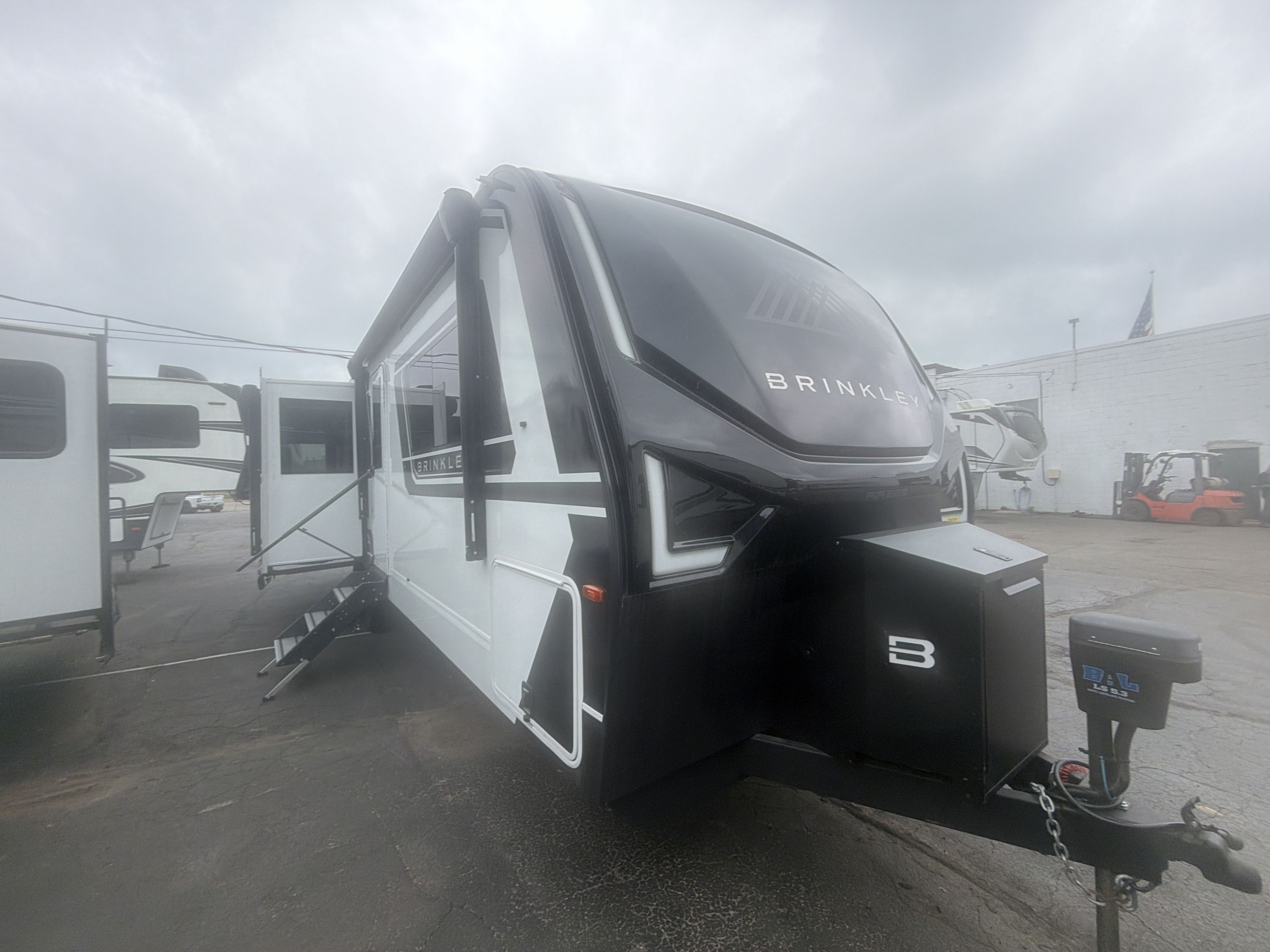 2024 Brinkley MODEL Z AIR 295 RV