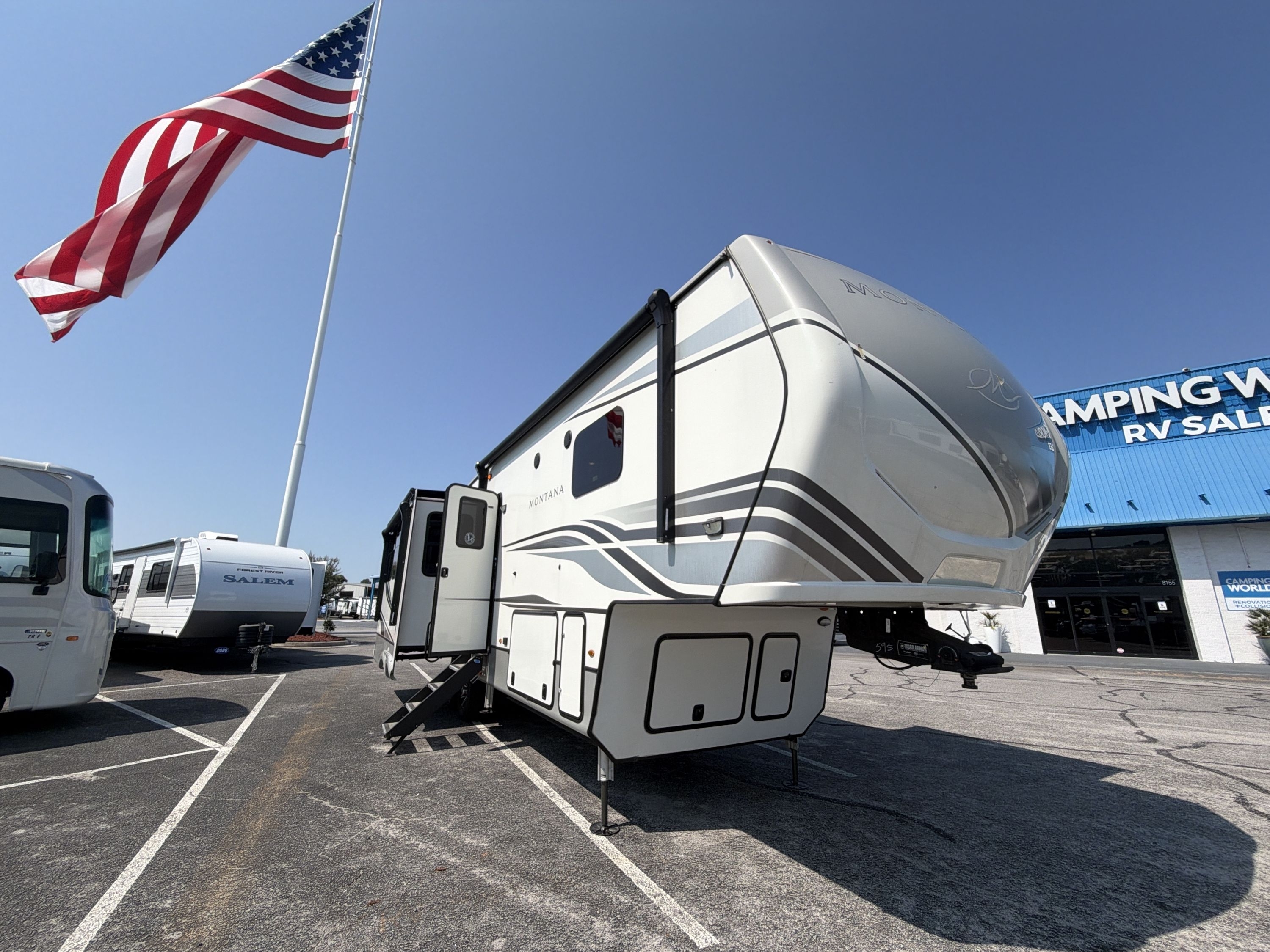 2023 Keystone MONTANA 3123RL RV