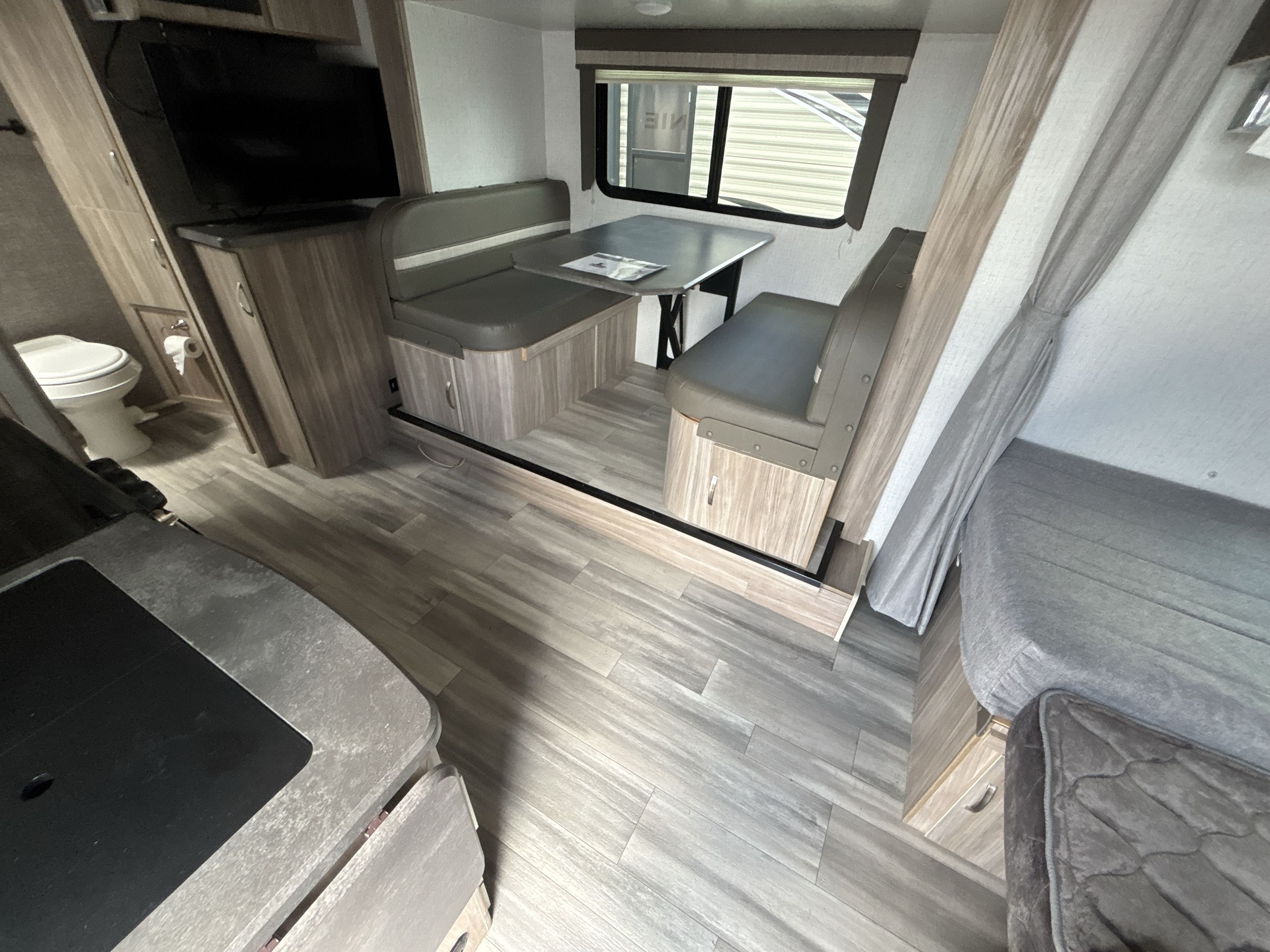 2022 Winnebago MICRO MINNIE 2108TB in sherman TX