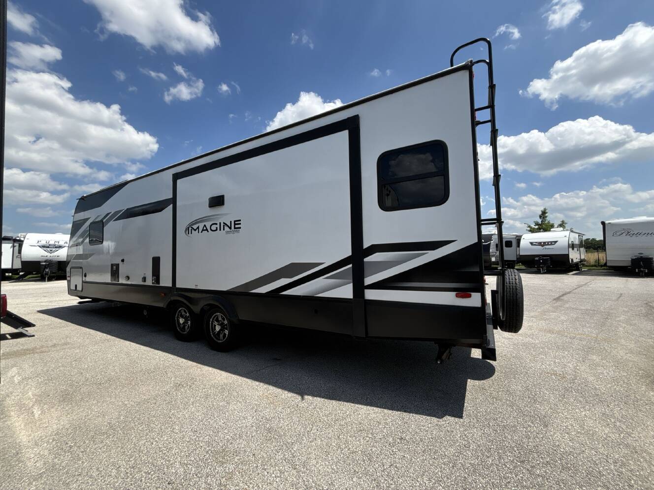 A photo of this 2023 Grand Design IMAGINE 2970RL