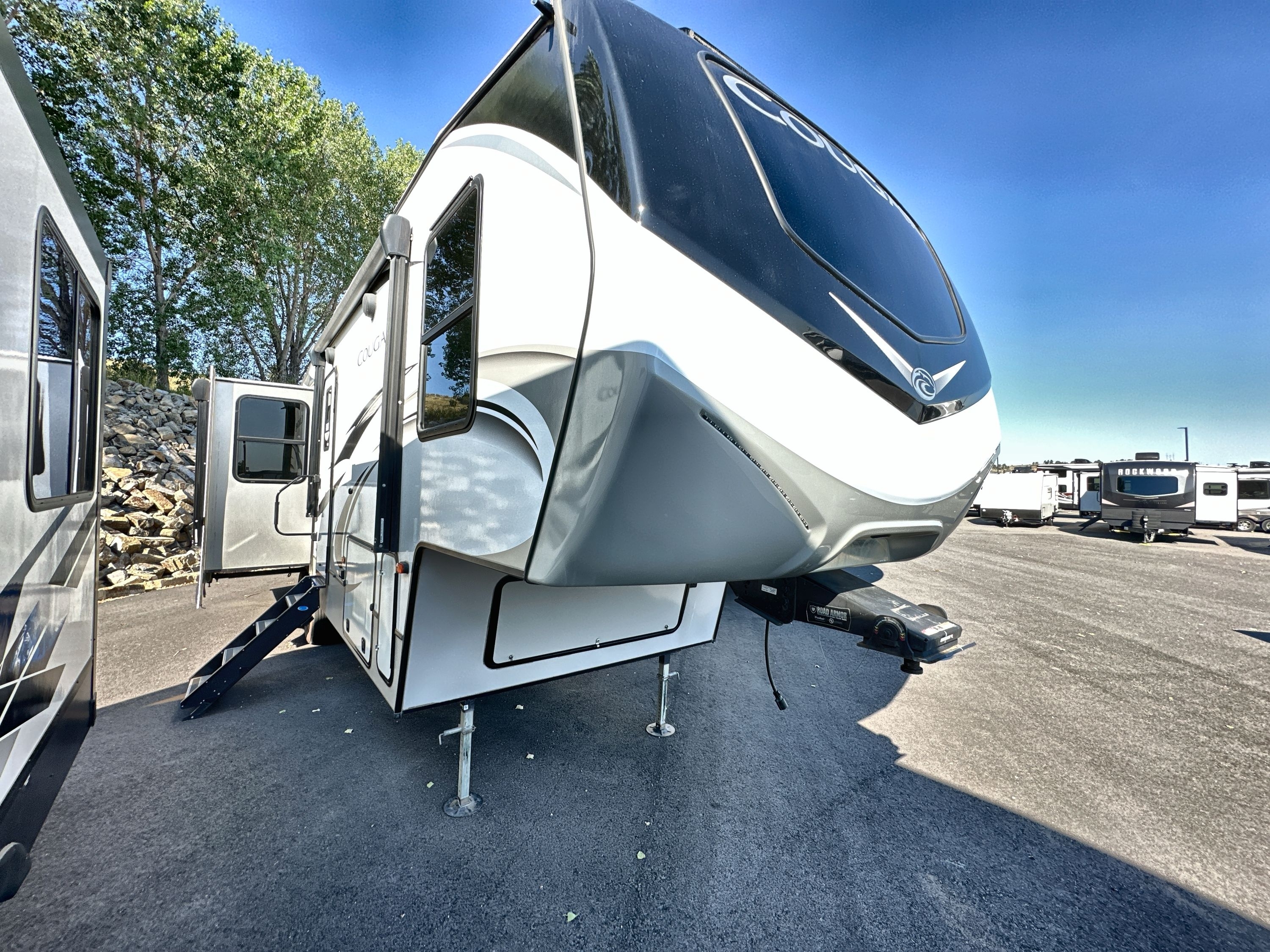 2021 Keystone COUGAR 302RLS RV