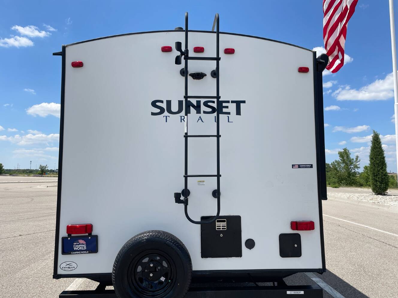 A photo of this 2022 Crossroads SUNSET TRAIL 242BH
