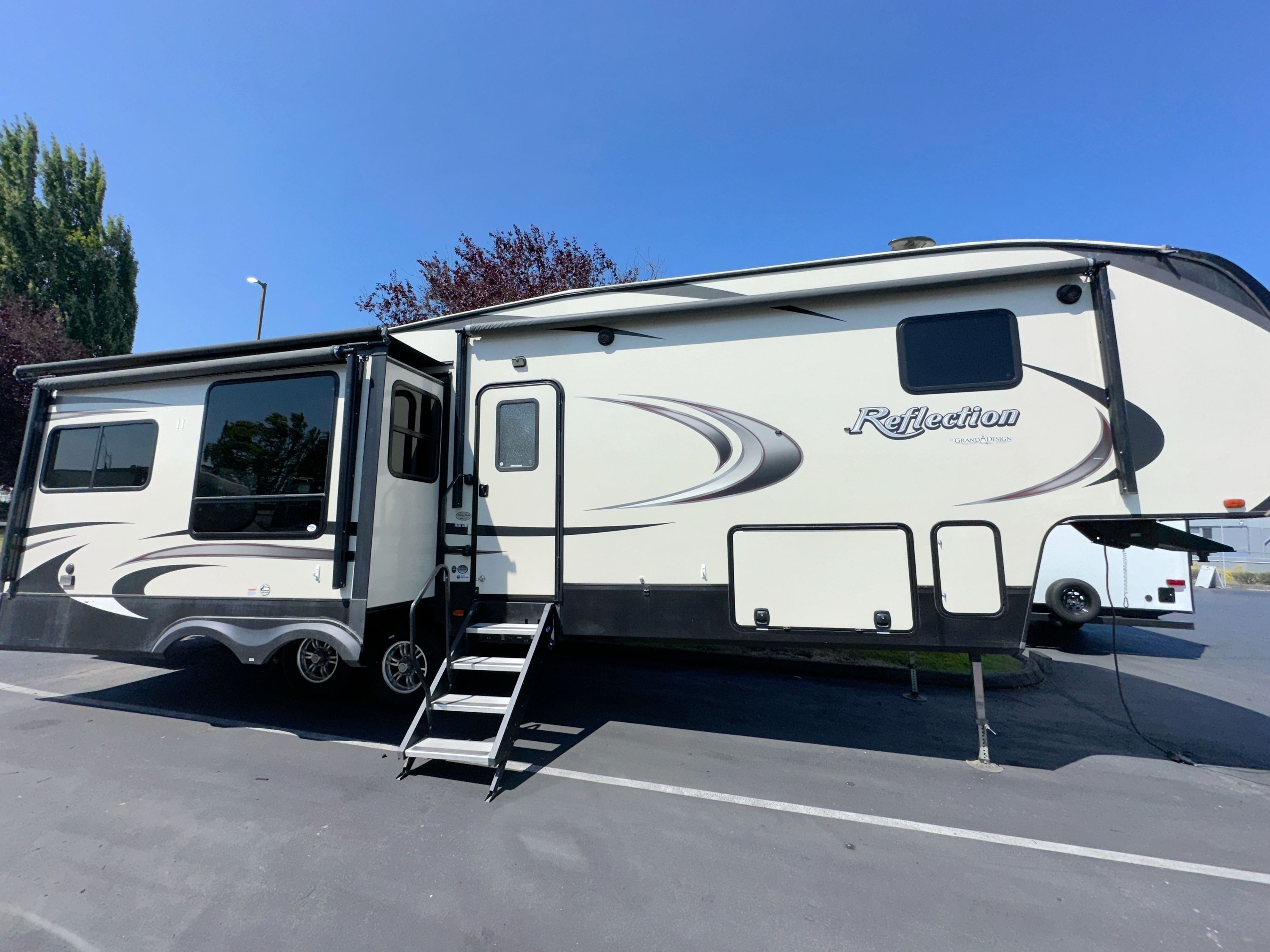 2019 Grand Design REFLECTION 337RLS in fife WA