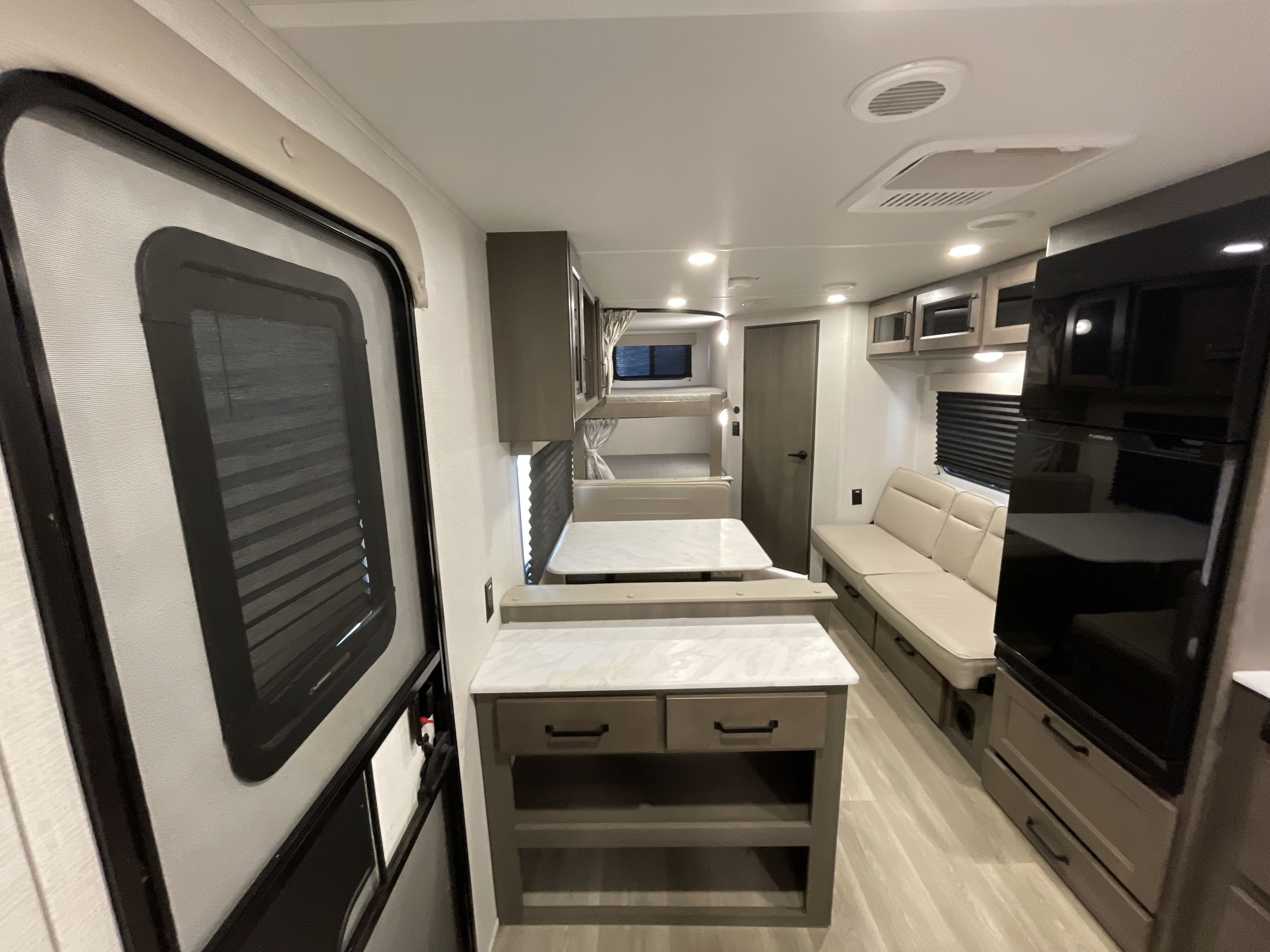 2024 Grand Design TRANSCEND XPLOR 247BH in katy TX