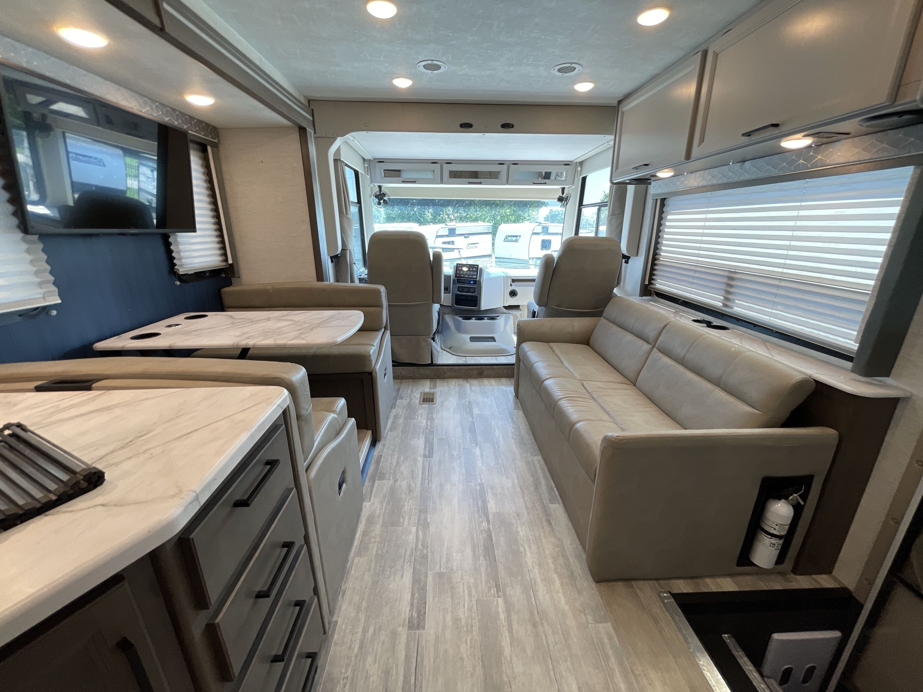 2024 Thor FREEDOM TRAVELER B30 in grain valley MO