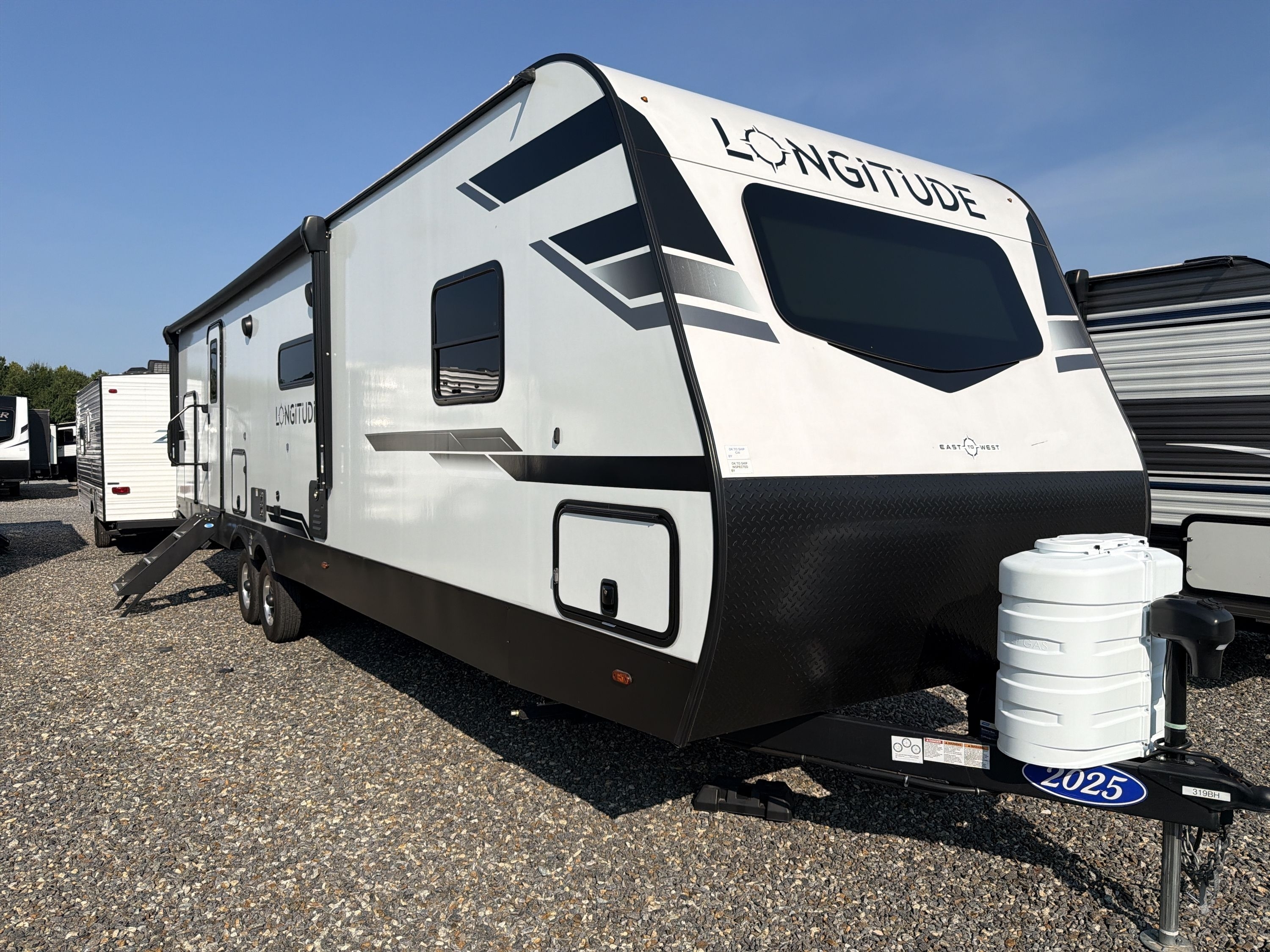2025 East To West LONGITUDE 319BH RV