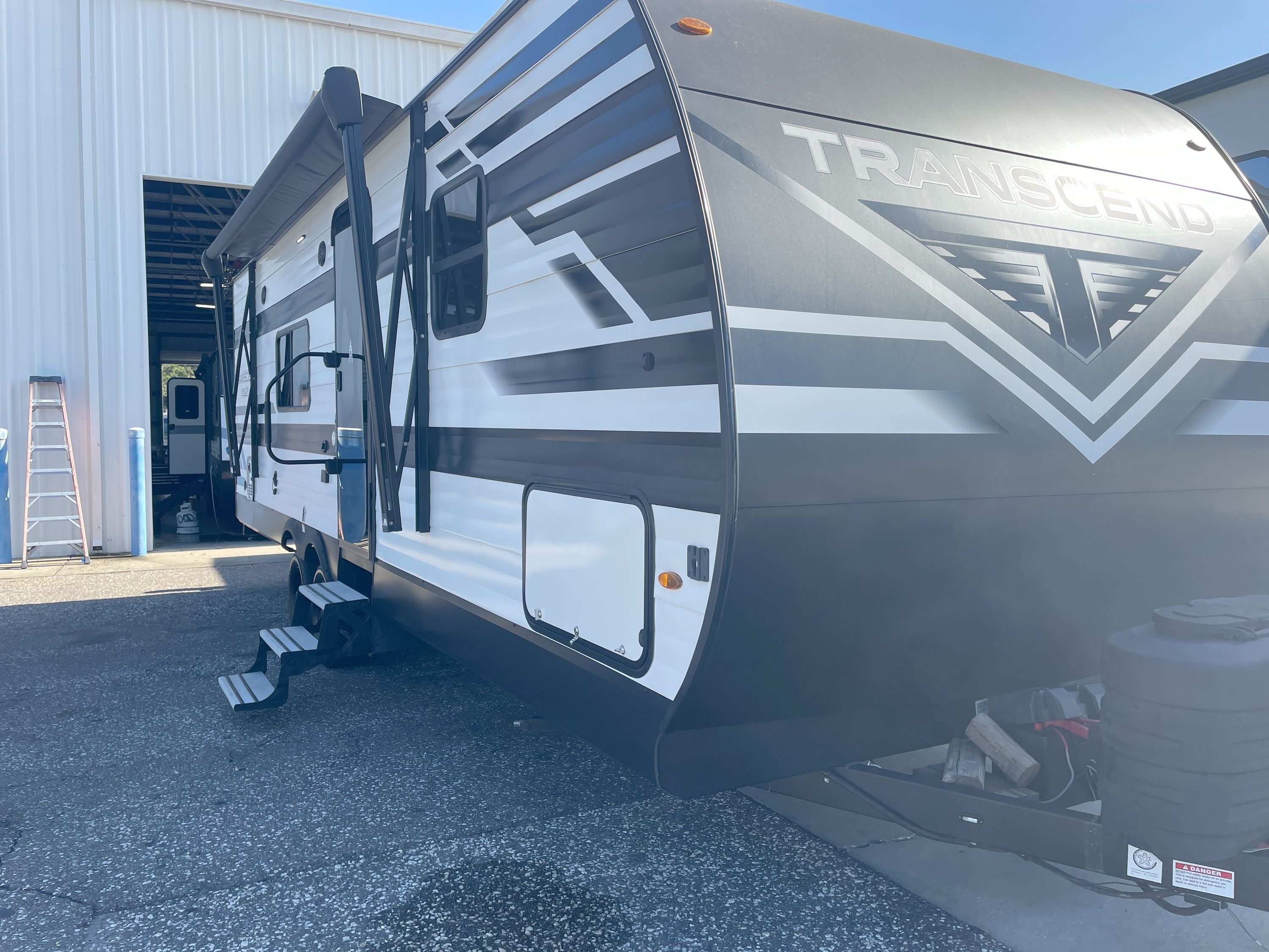 2024 Grand Design TRANSCEND XPLOR 247BH in dover FL
