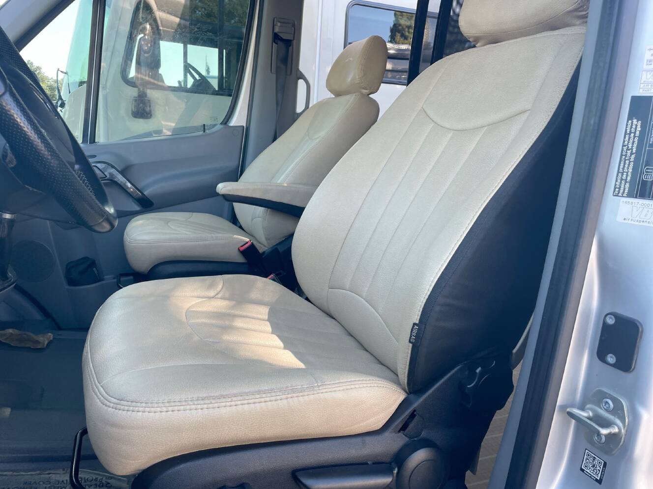 A photo of this 2017 Airstream INTERSTATE TOMMY BAHAMA EDITION LOUNGE
