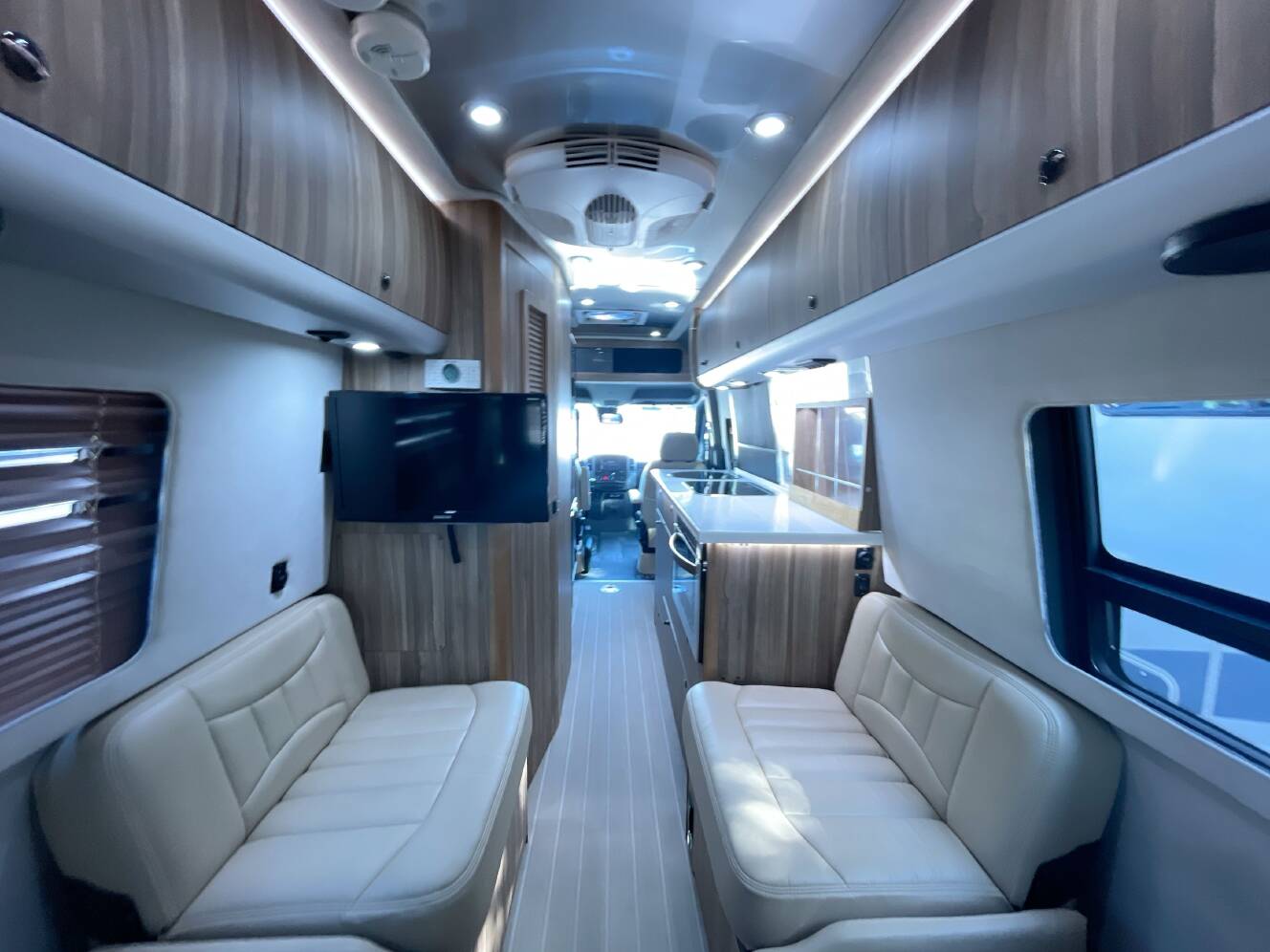 A photo of this 2017 Airstream INTERSTATE TOMMY BAHAMA EDITION LOUNGE