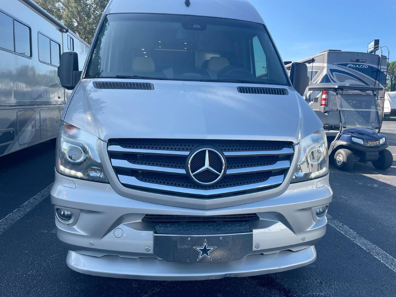 A photo of this 2017 Airstream INTERSTATE TOMMY BAHAMA EDITION LOUNGE