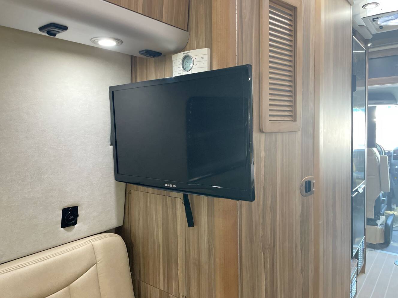 A photo of this 2017 Airstream INTERSTATE TOMMY BAHAMA EDITION LOUNGE