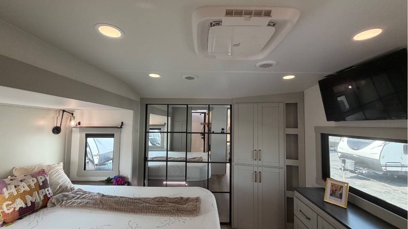 A photo of this 2025 Brinkley MODEL Z 3400