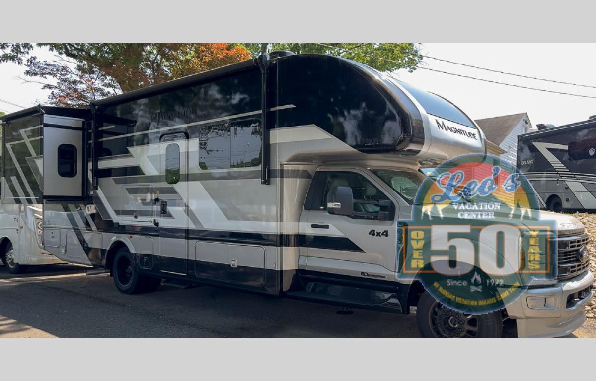2026 Thor Motor Coach Magnitude GRAND X32 in