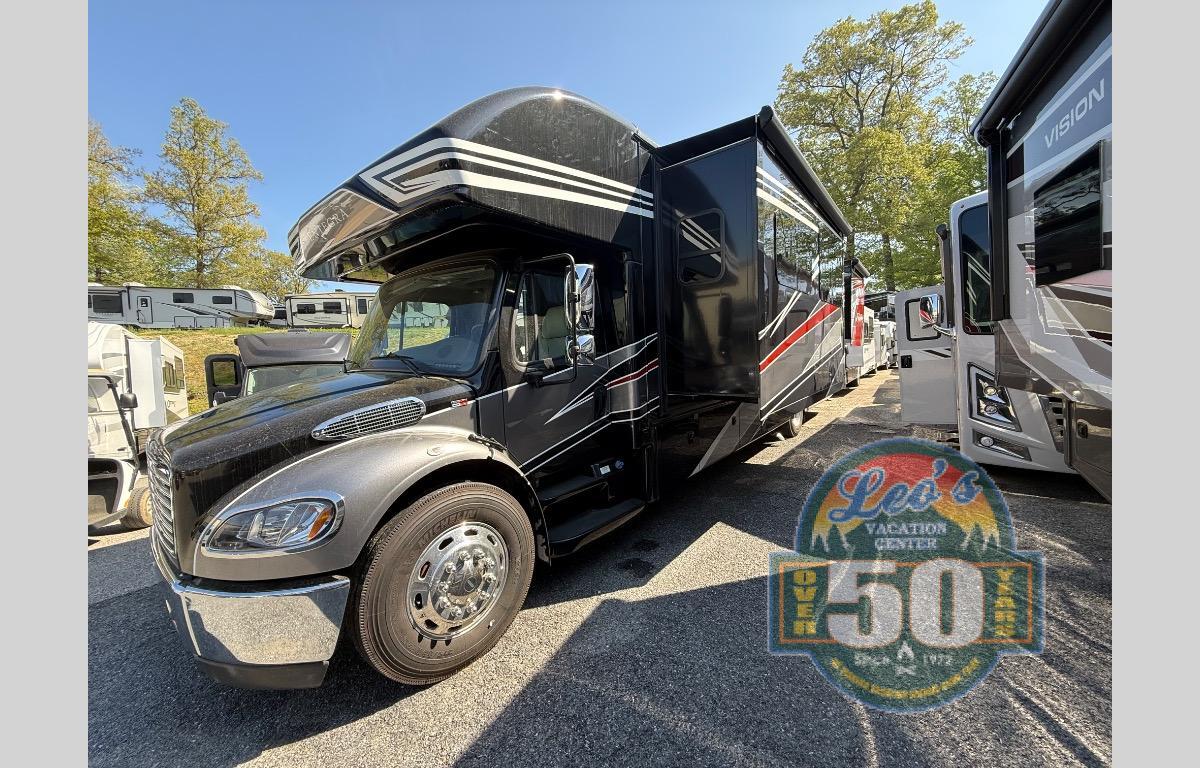 2022 Entegra Coach Accolade 37M in