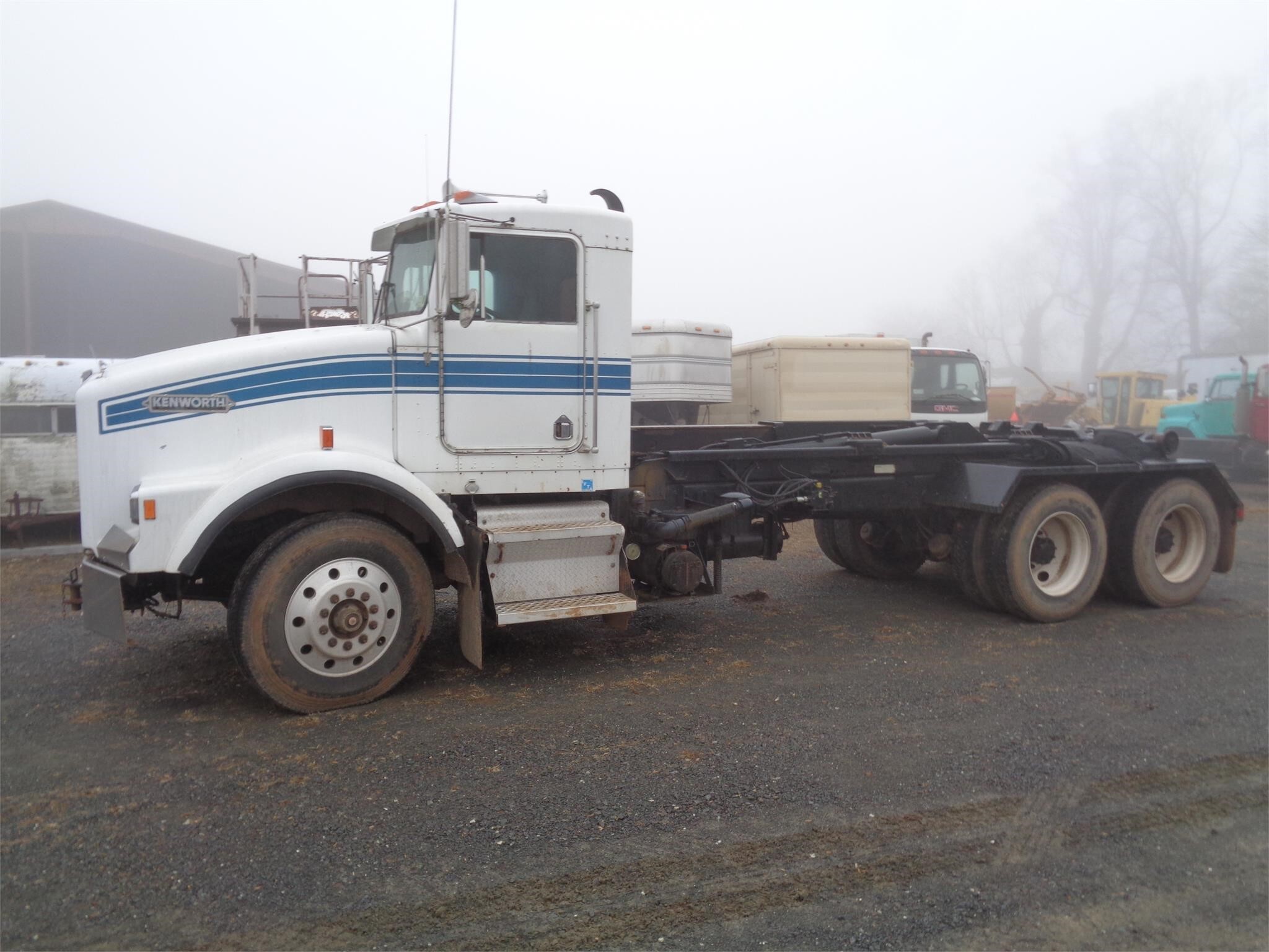 1994 KENWORTH T800 in Orange, VA